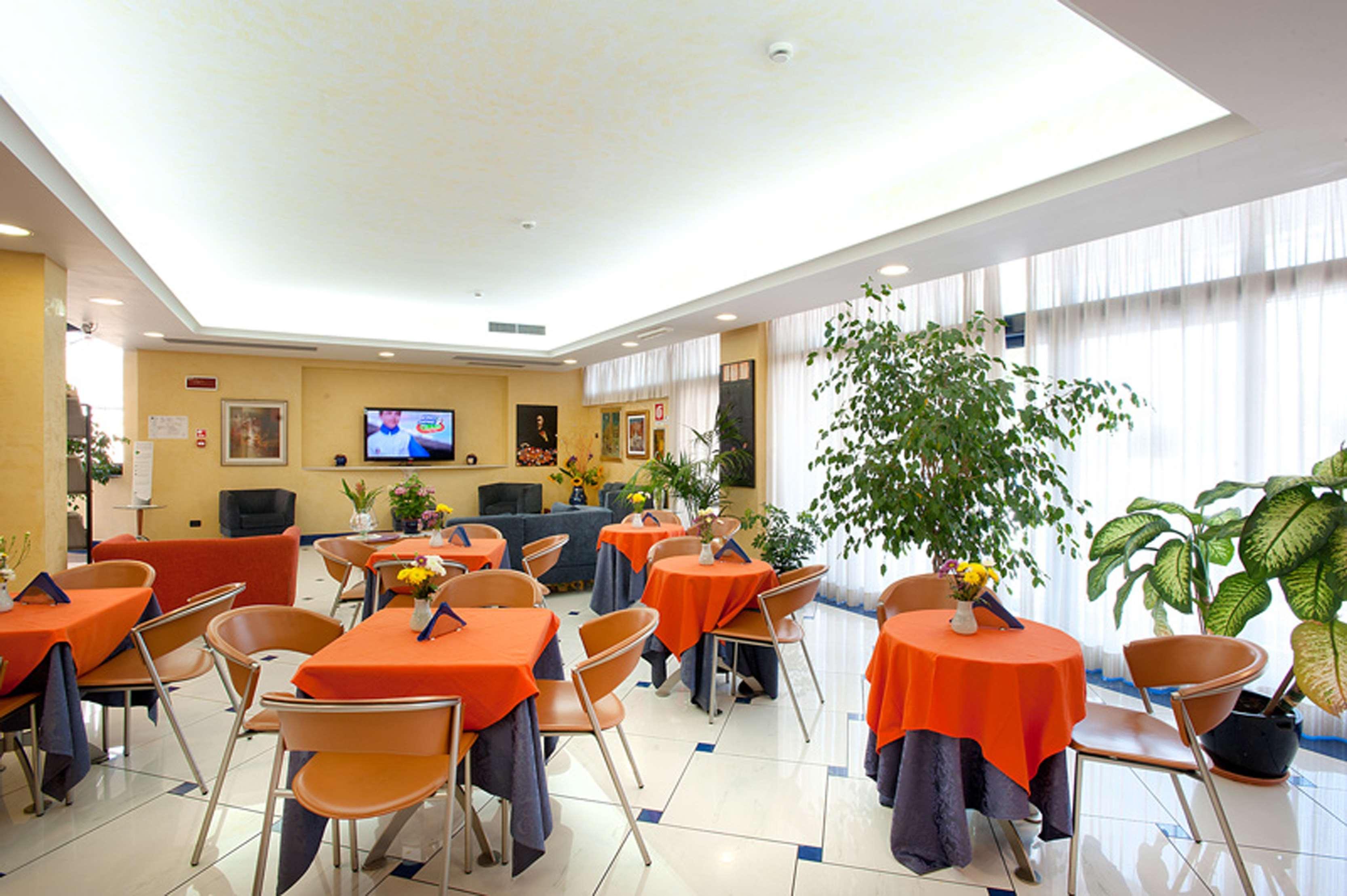 Best Western Blu Hotel Roma Exterior photo
